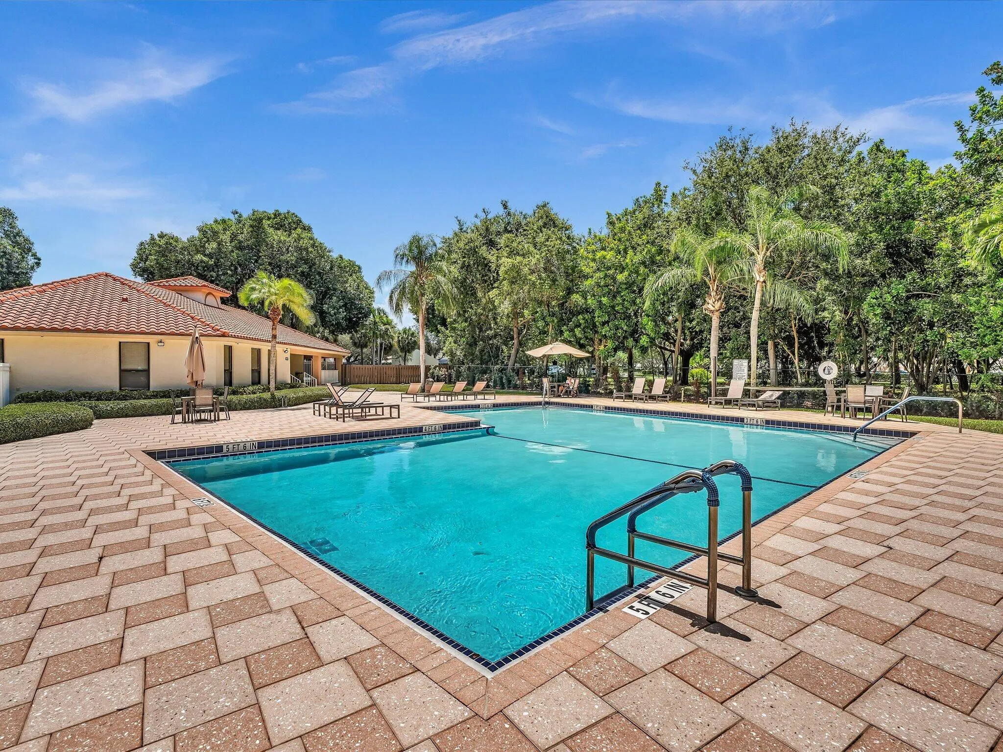 2nd community pool