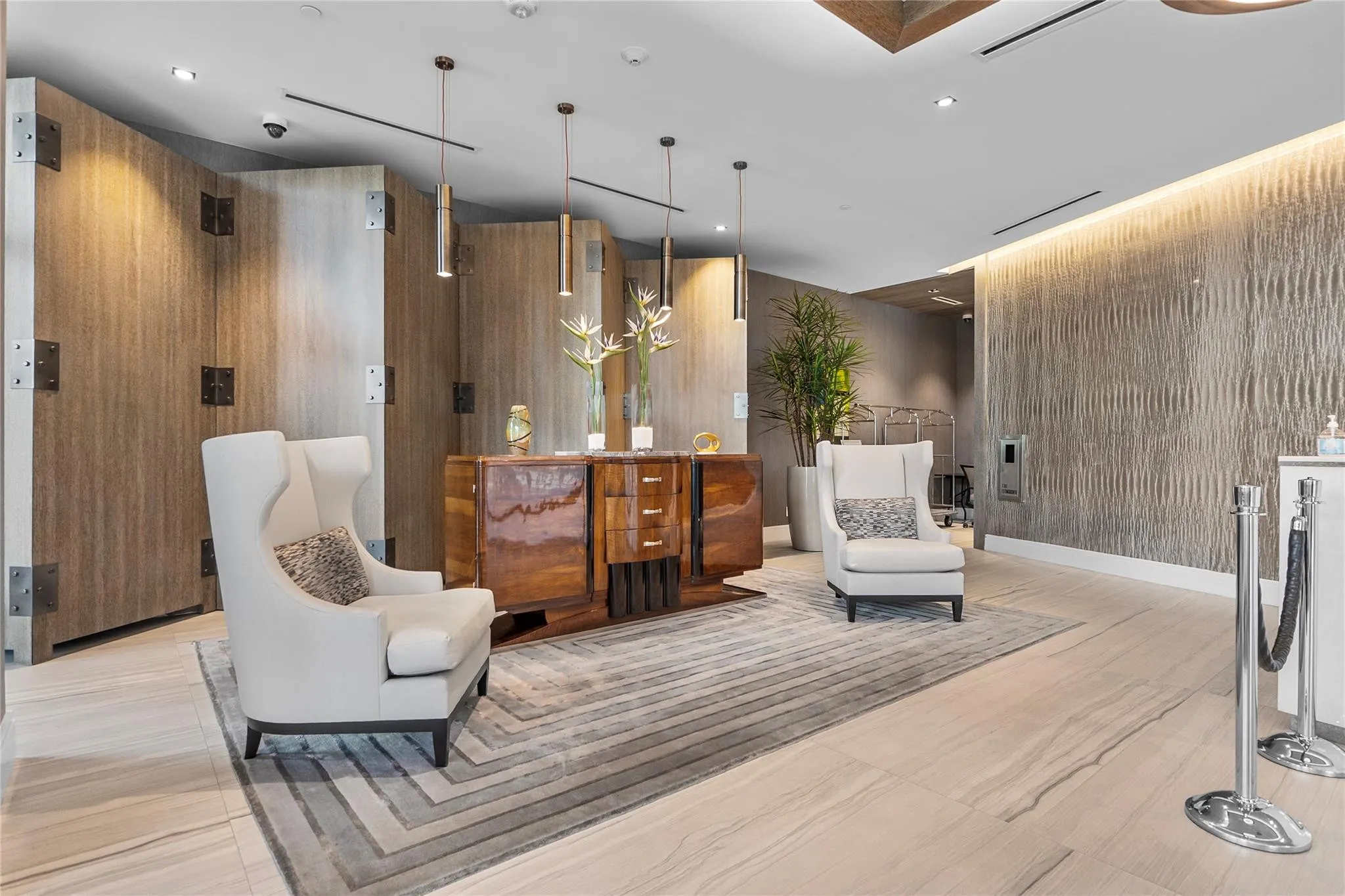 Boutique Lobby Entrance.