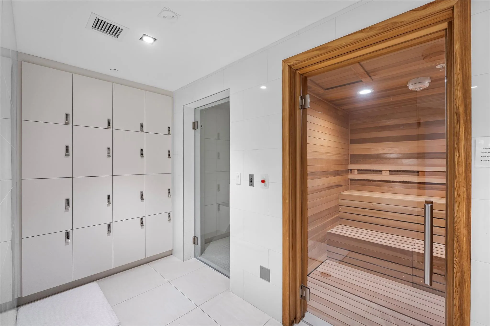 Sauna / Spa / Lockers