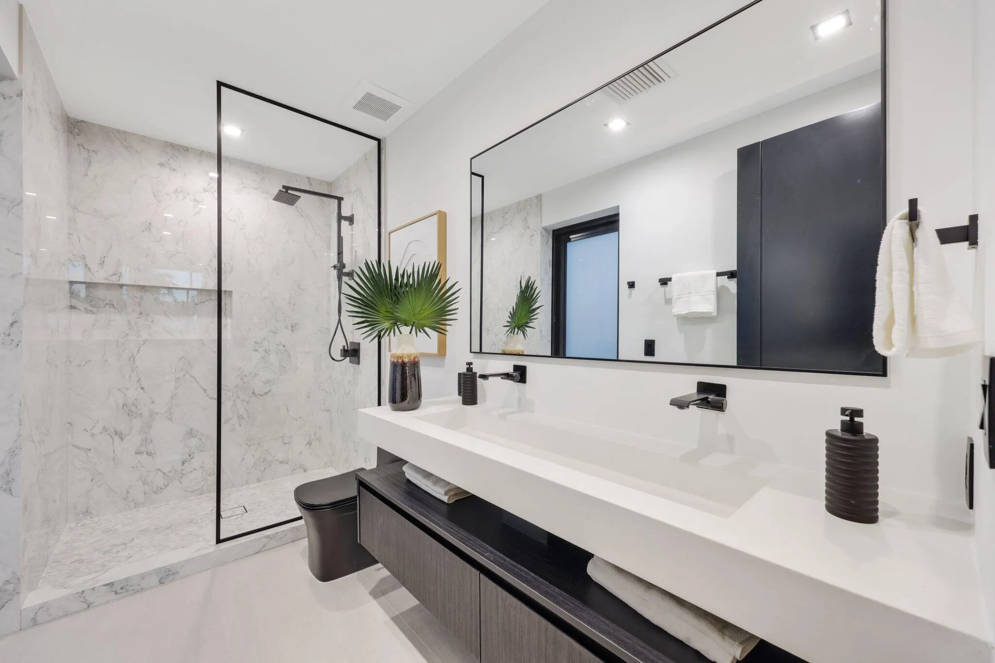 2825 Northeast 27th St - 72.jpg-SMALL