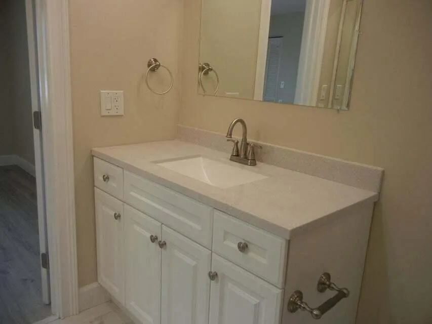 E2 BATH 11