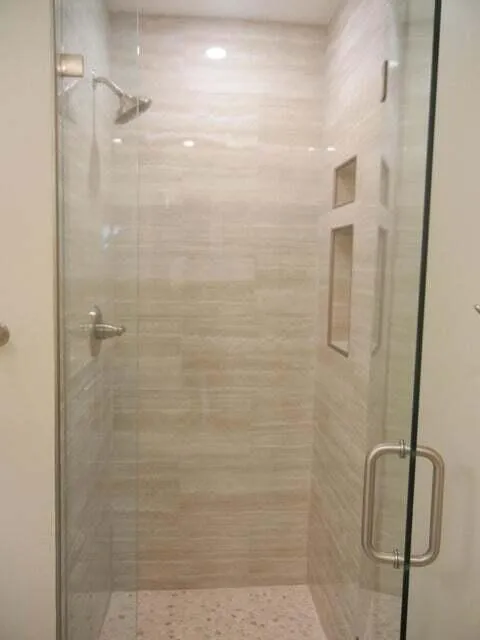 E2 BATH 1