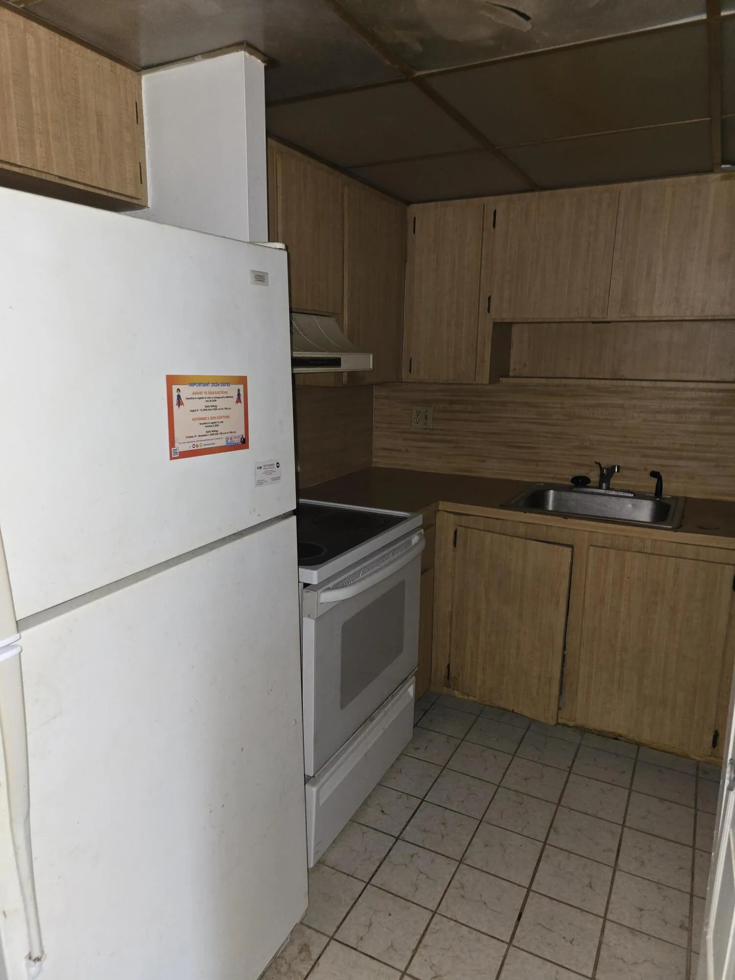 Kitchen left view