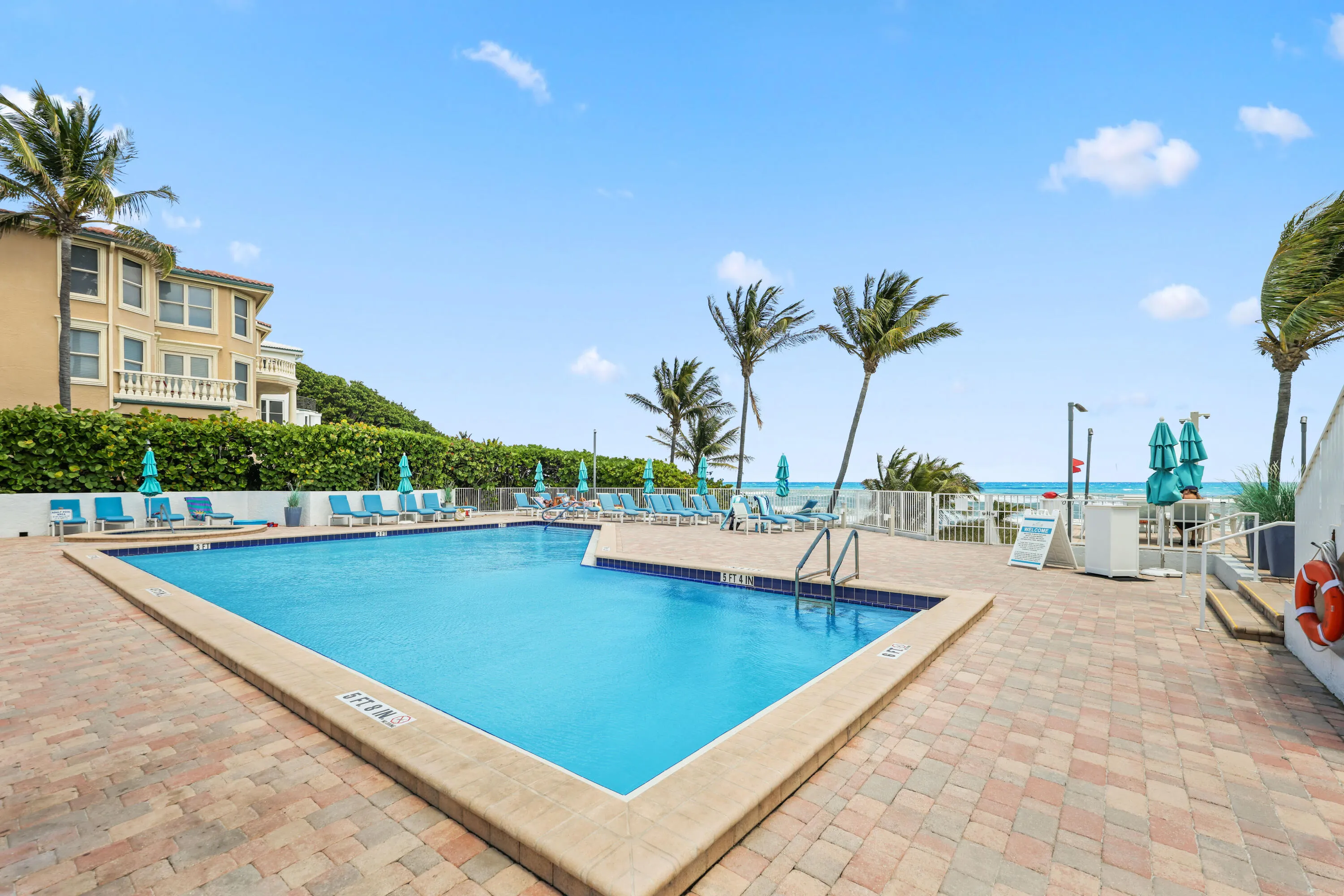 1019 Grand Court - 116.jpg-FULL