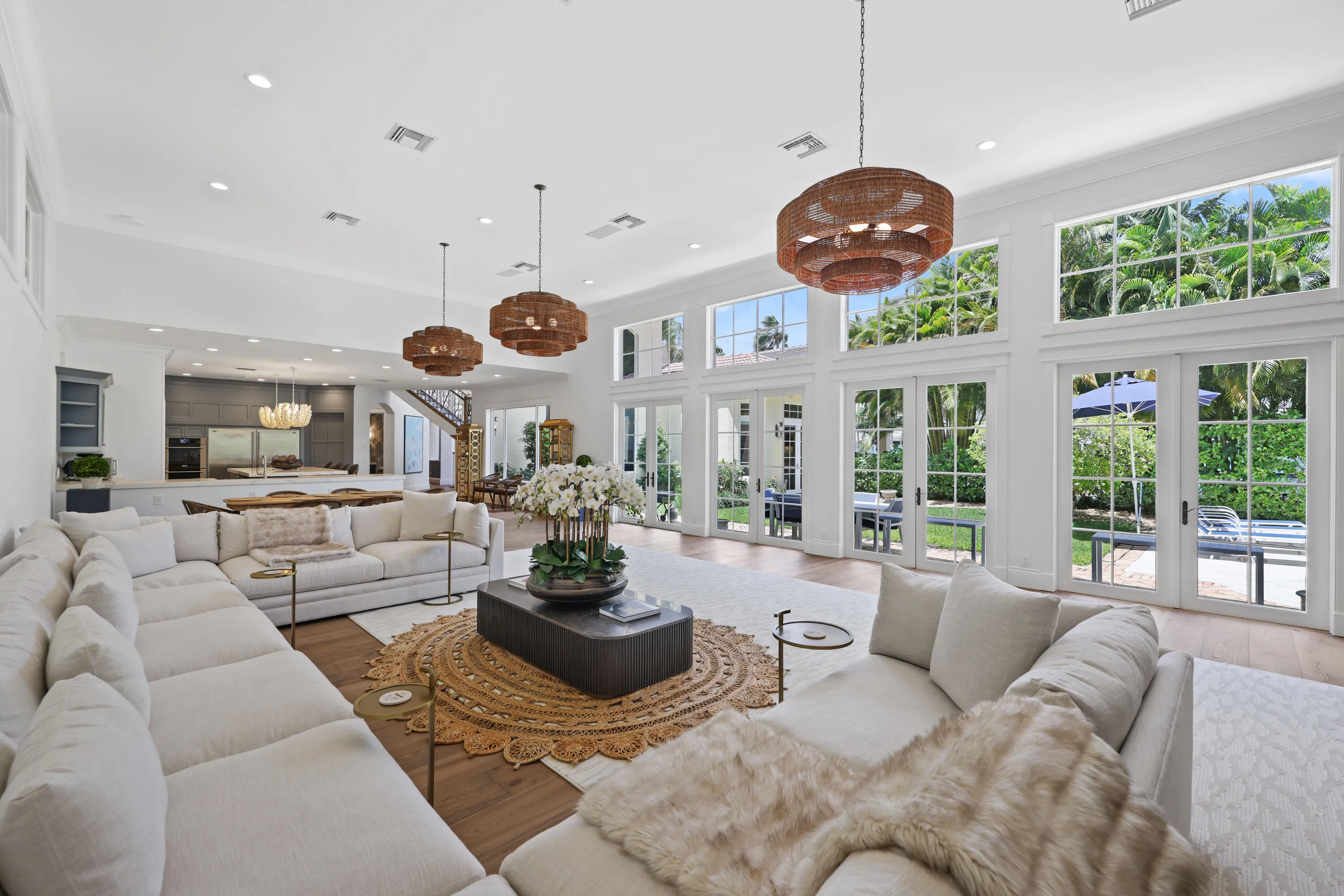 1019 Grand Court - 35.jpg-FULL
