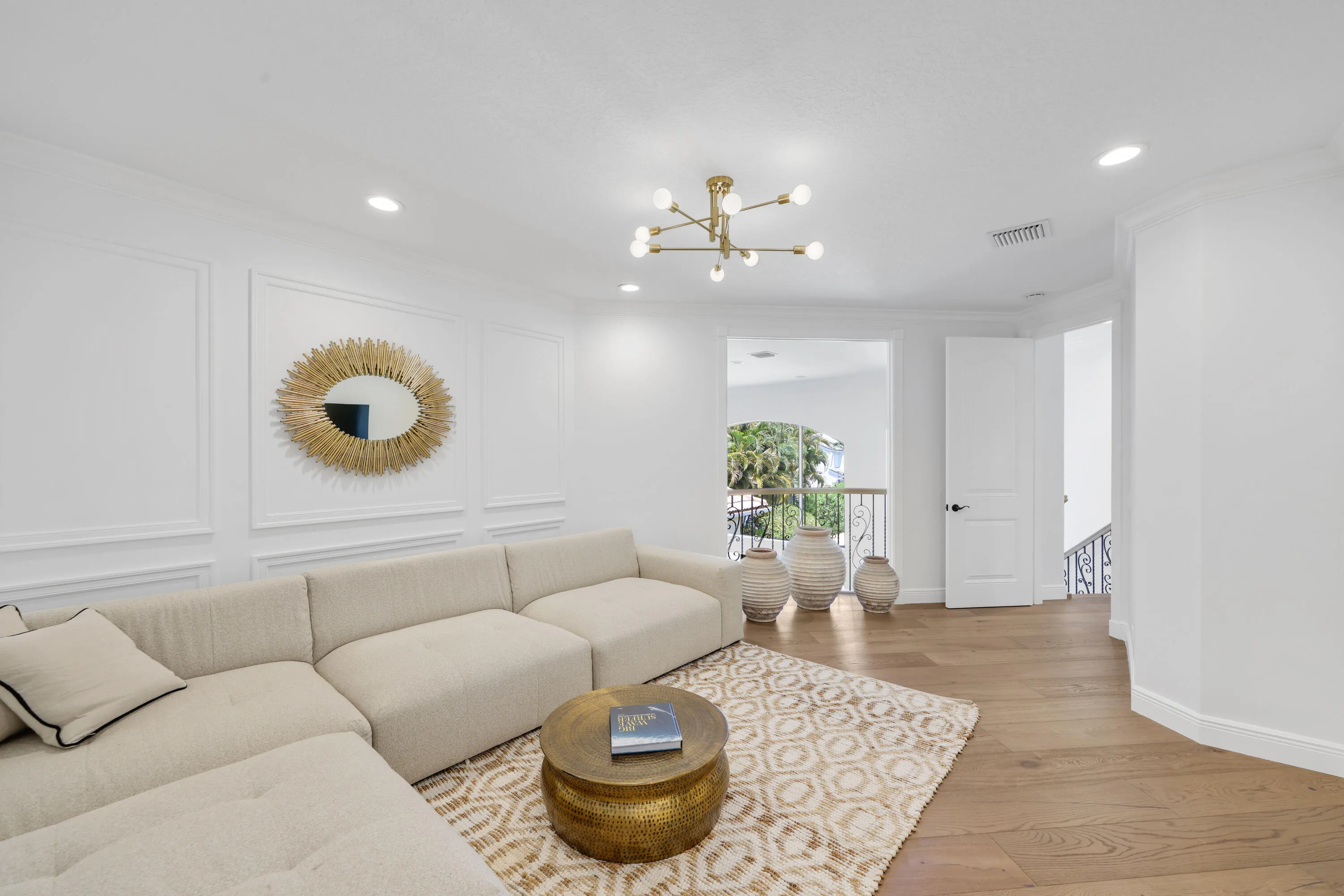 1019 Grand Court - 90.jpg-FULL