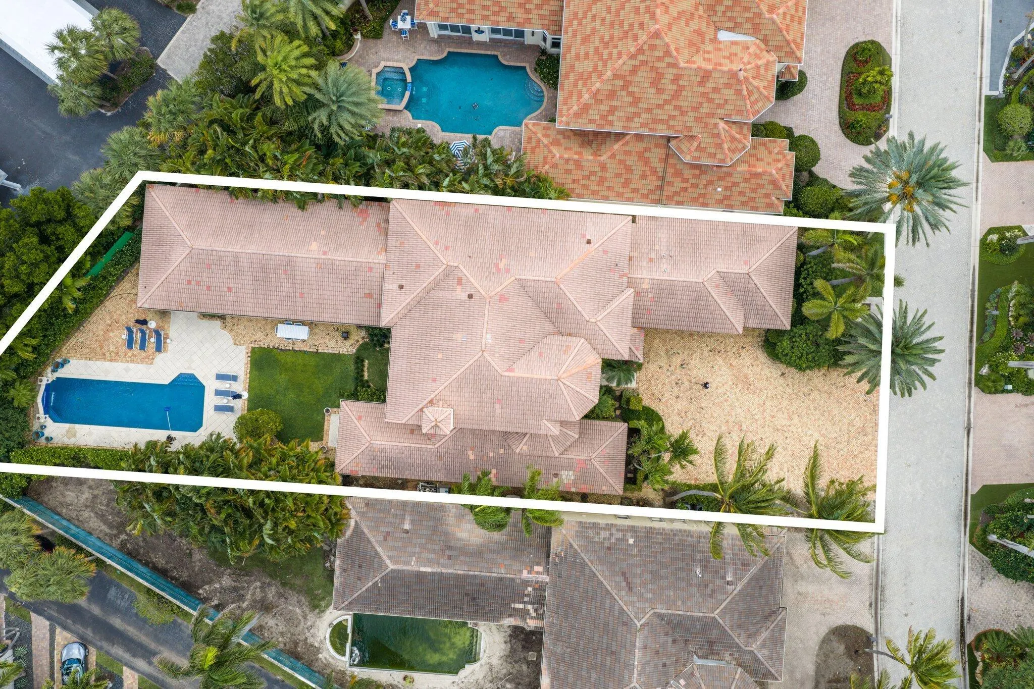 1019 Grand Court - 106-SMALL