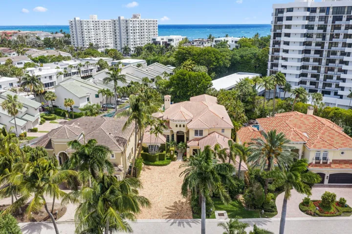 1019 Grand Court - 97-SMALL
