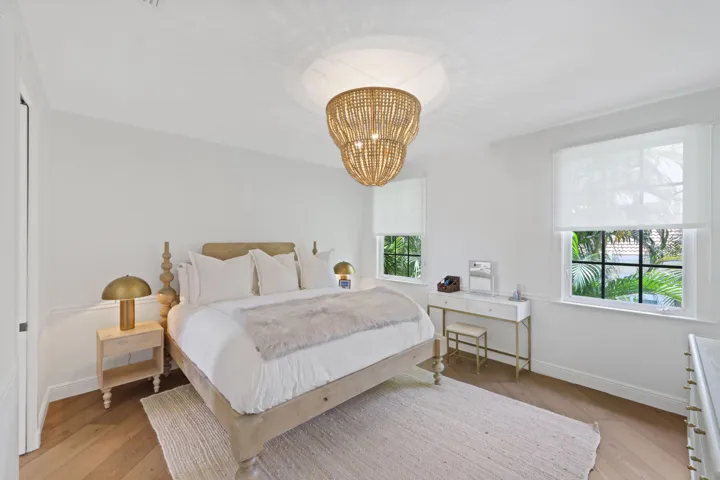 1019 Grand Court - 77.jpg-FULL