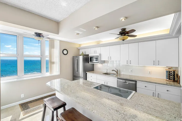 005-2000SouthOceanBoulevard-8D-BocaRaton