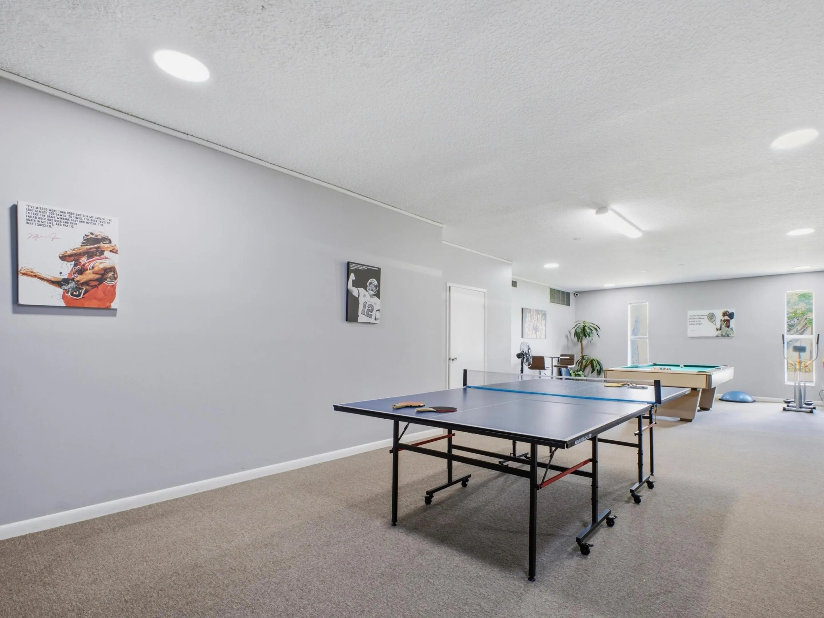 480 Executive Center Dr 1C - Game Room