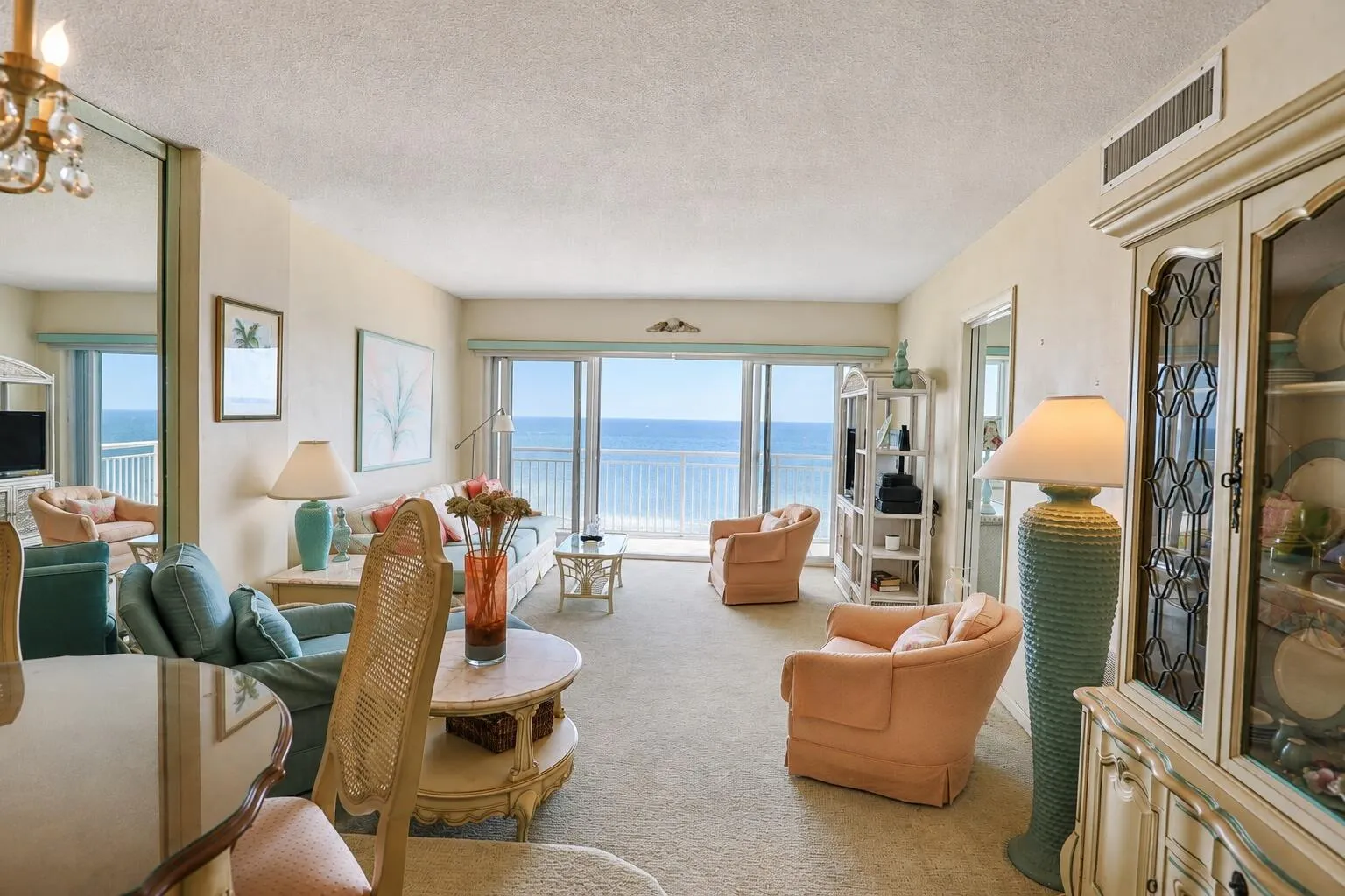 Living room with direct ocean view!