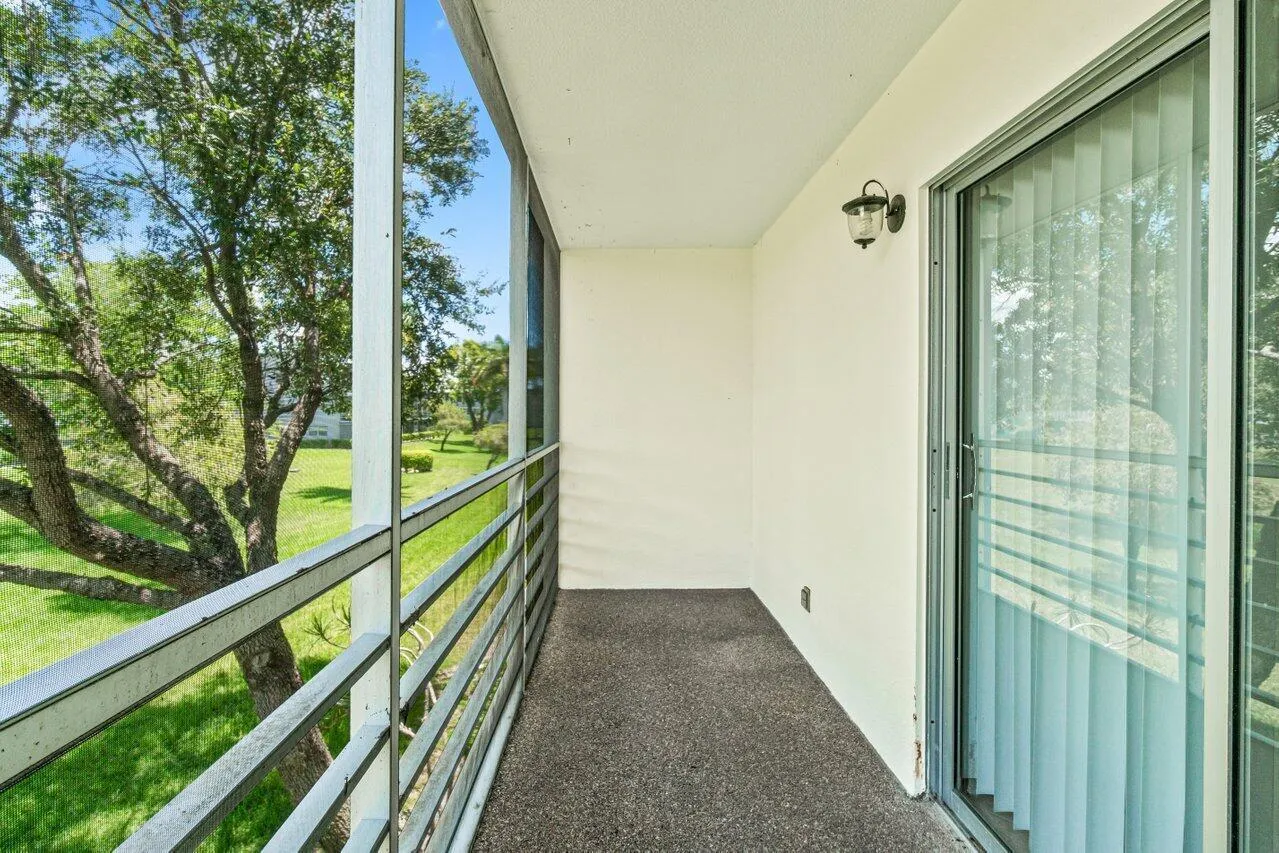 Balcony 3