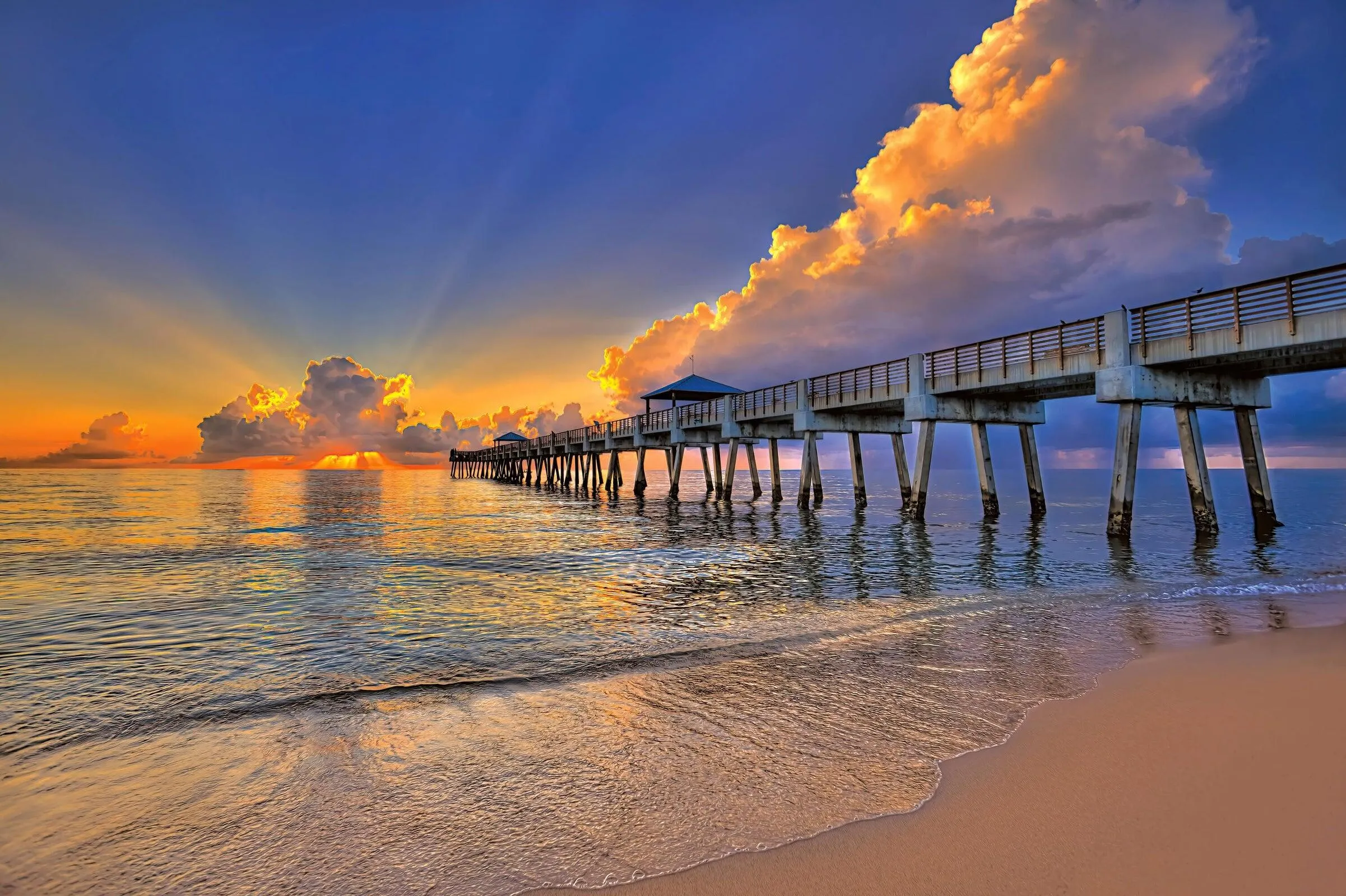 Juno Pier