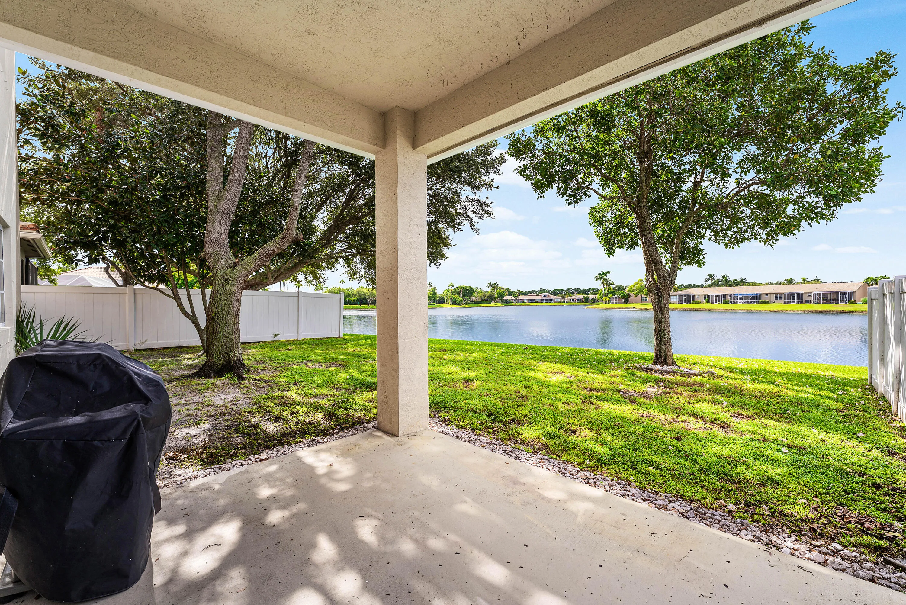 030-8728SouthSanAndros-WestPalmBeach-FL-
