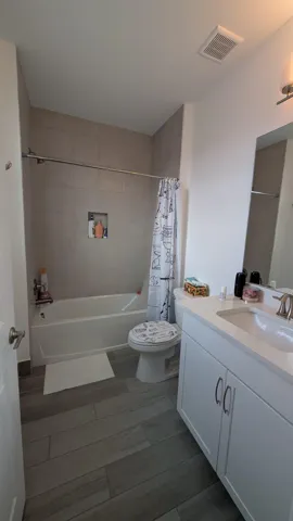 c020f23d-7ed2-4772-983d-d1013854e2bd