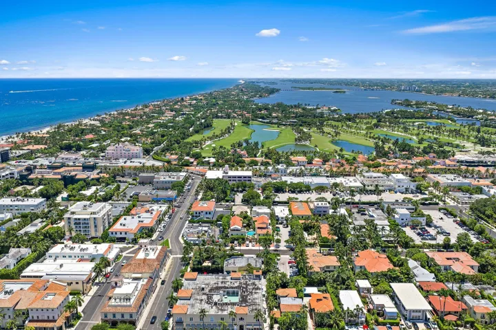 In-town Palm Beach