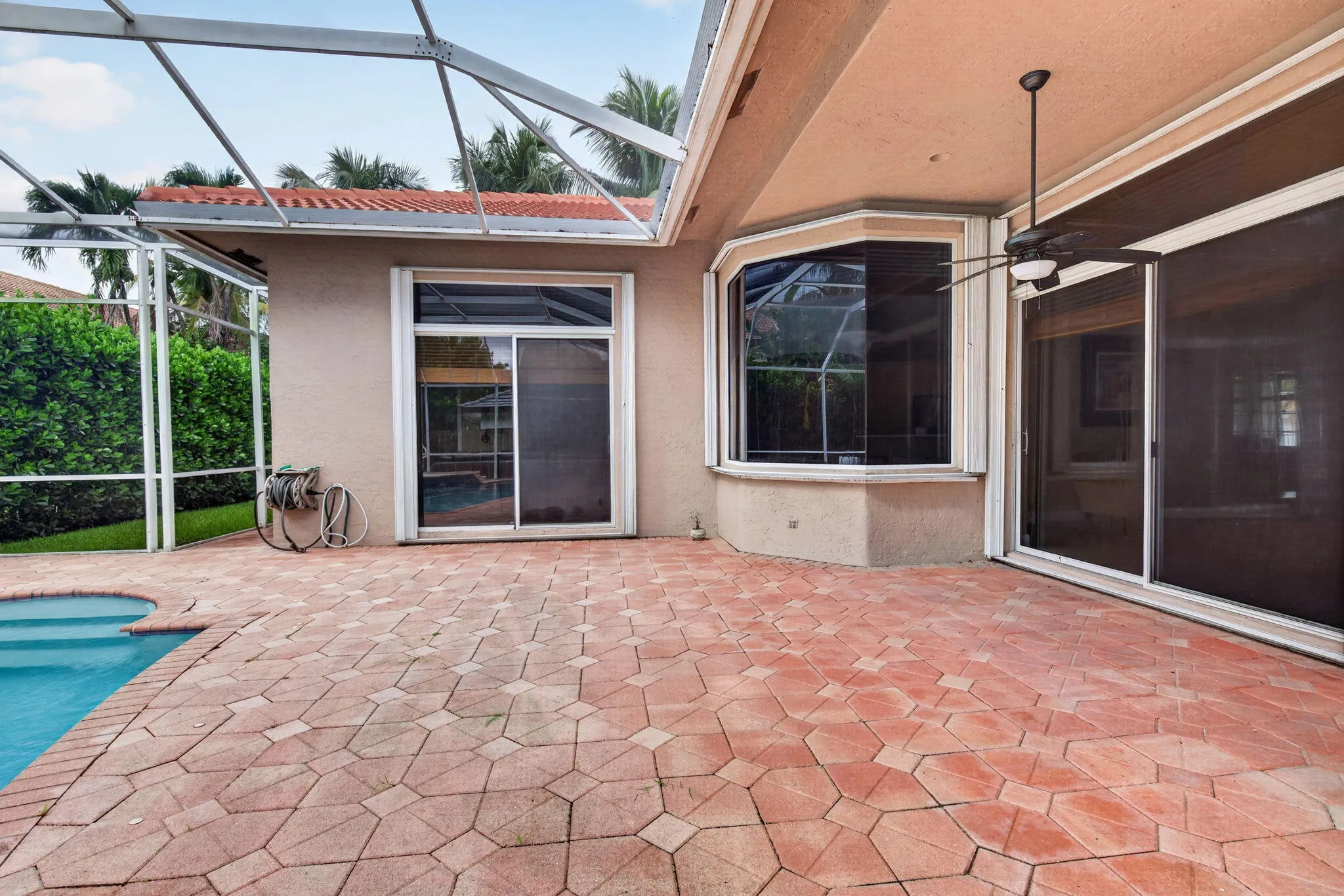 Screened in Patio/Pool