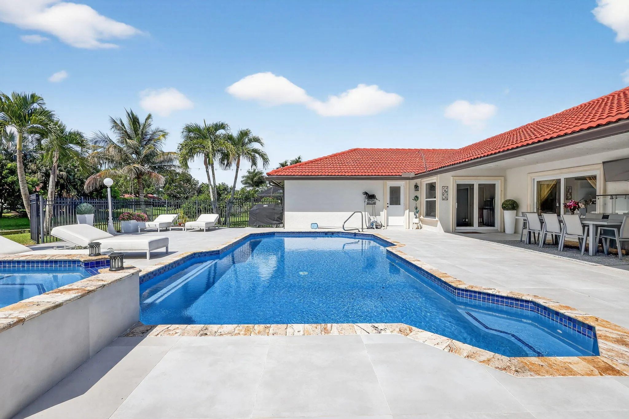 50-web-or-mls-054__82A9922
