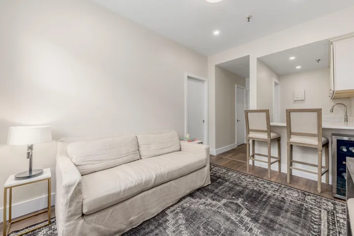 235 Sunrise Ave #2211, Palm Beach, FL 33