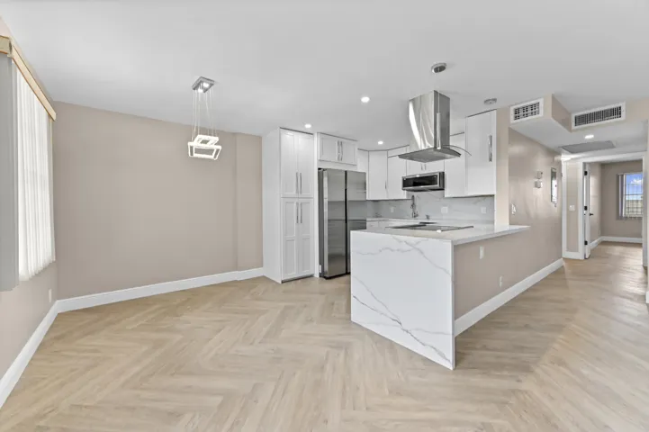 09 Dining room 01