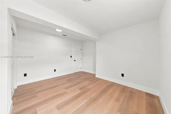 BEDROOM #1