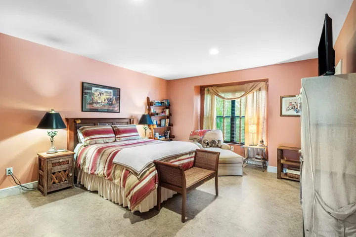 028-13329PoloClubRoad-206-Wellington-FL-