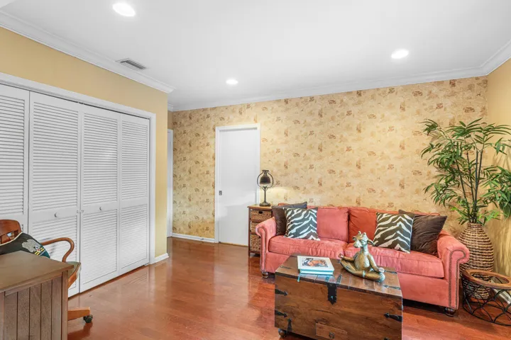 040-13329PoloClubRoad-206-Wellington-FL-