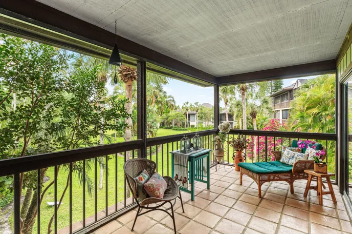 043-13329PoloClubRoad-206-Wellington-FL-