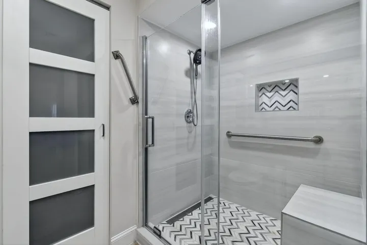Master Bathoom