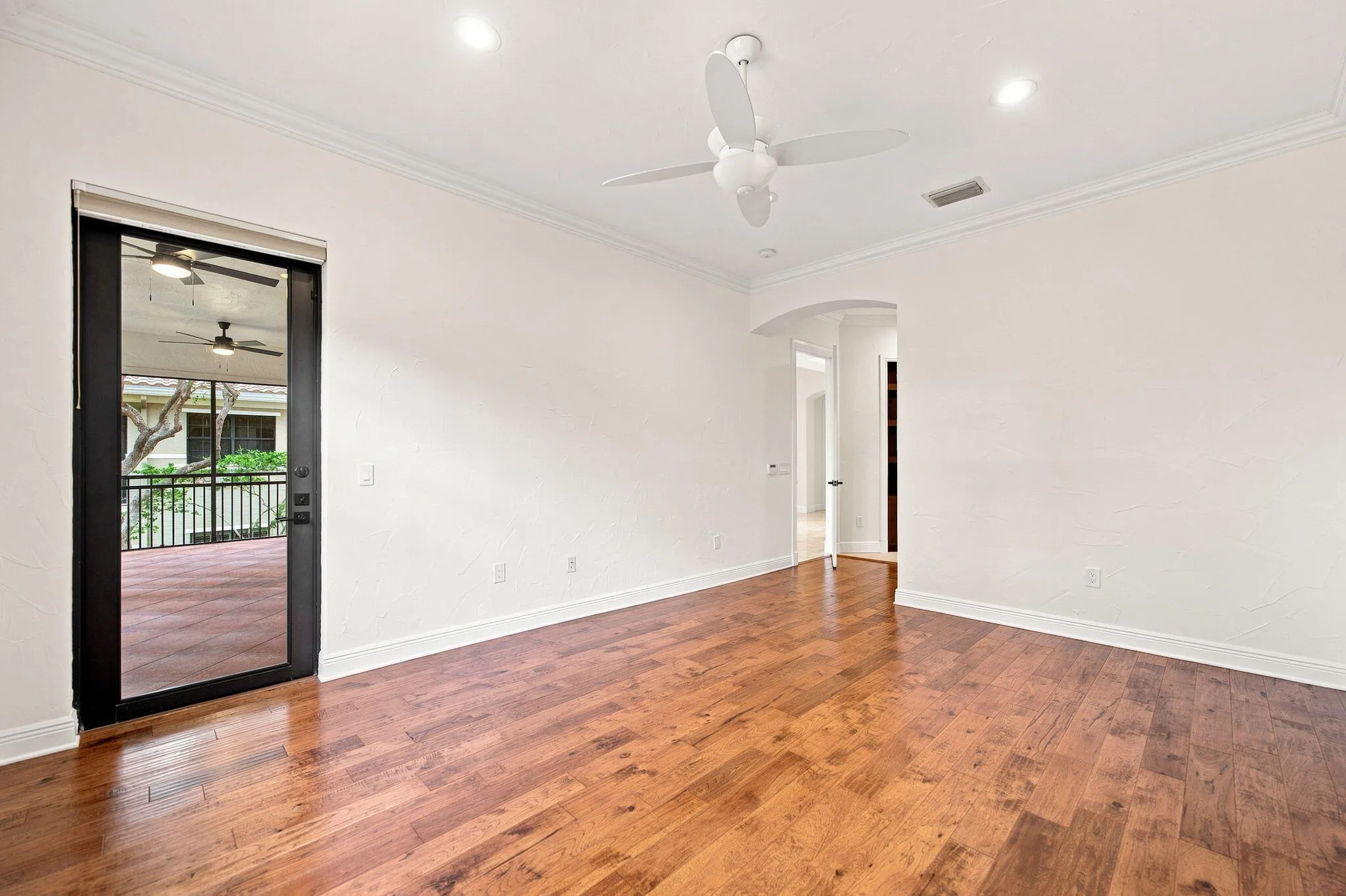 18-web-or-mls-7634-old-thyme-ct
