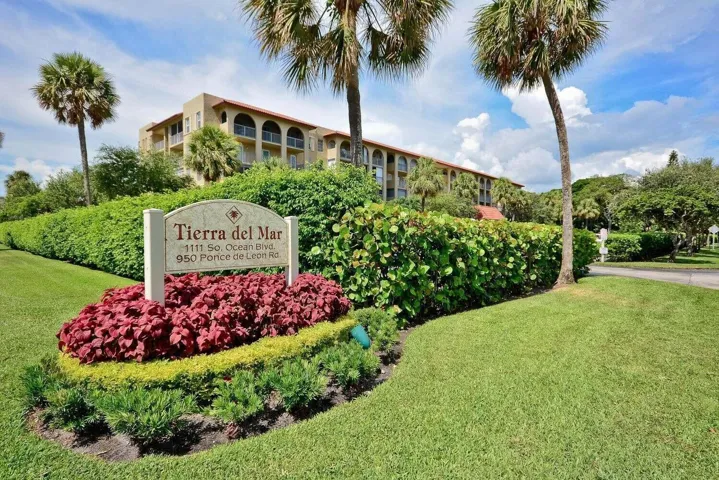 Tierra Del Mar