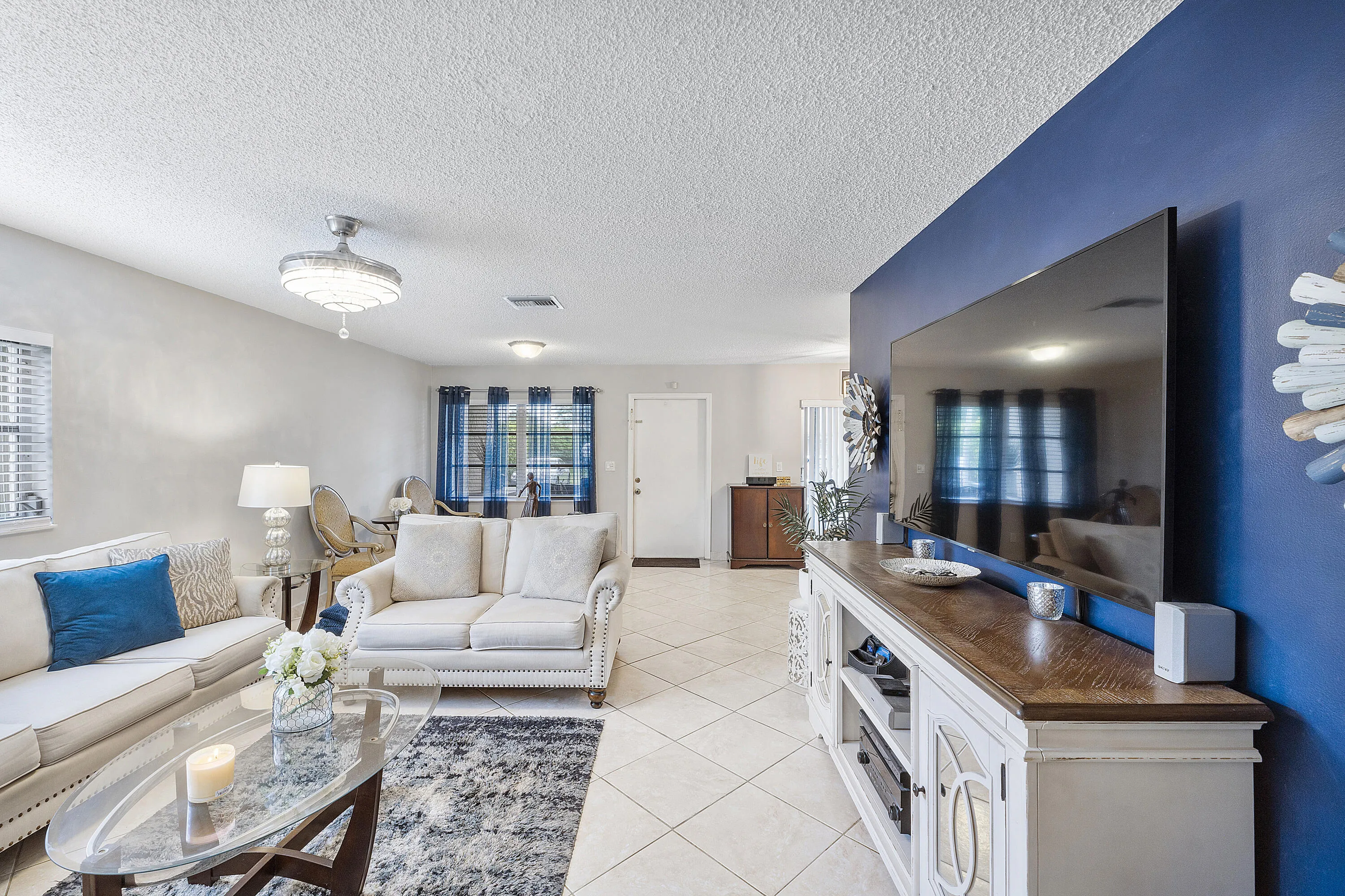 View of Living room area