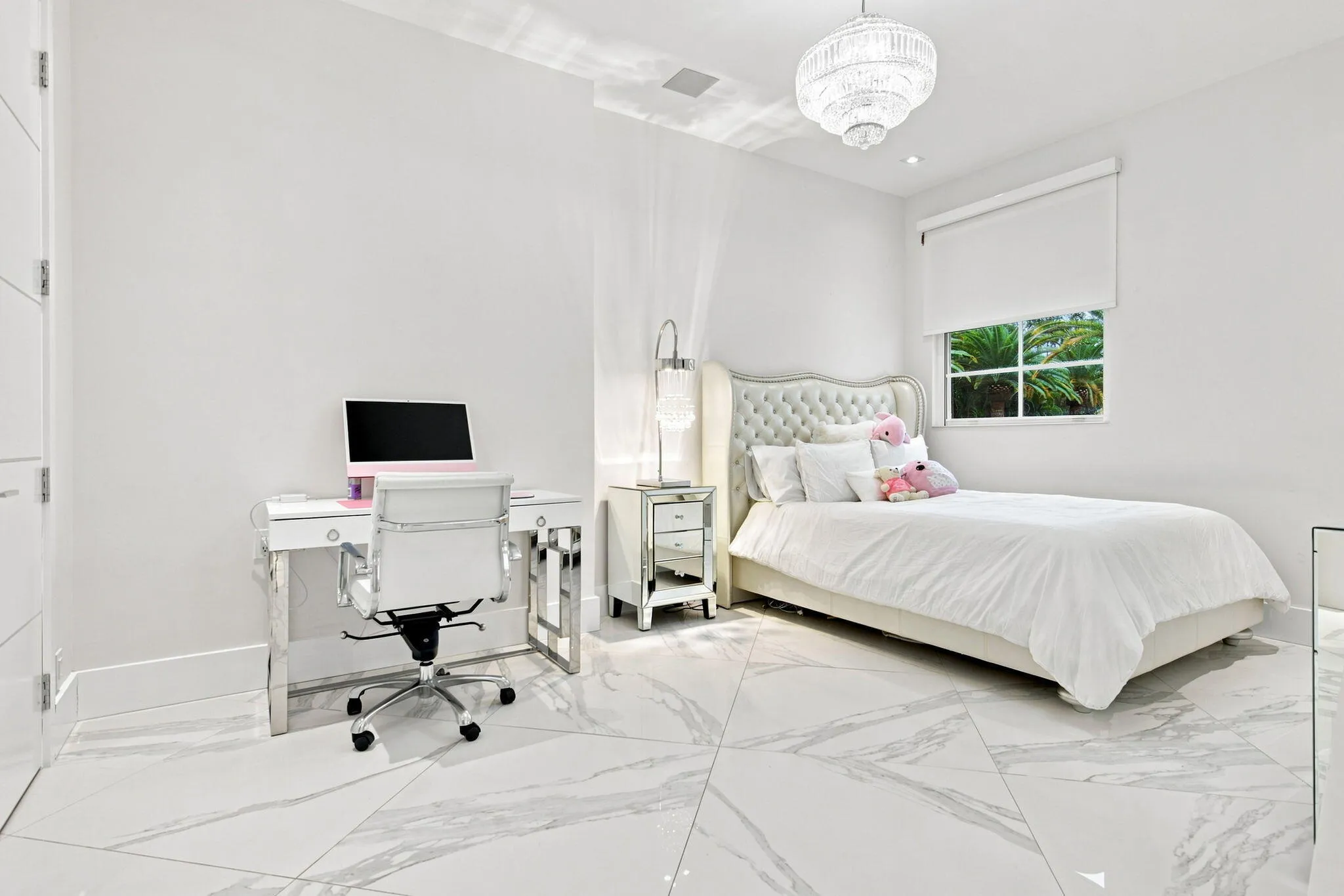 Secondary Bedrooms (5)