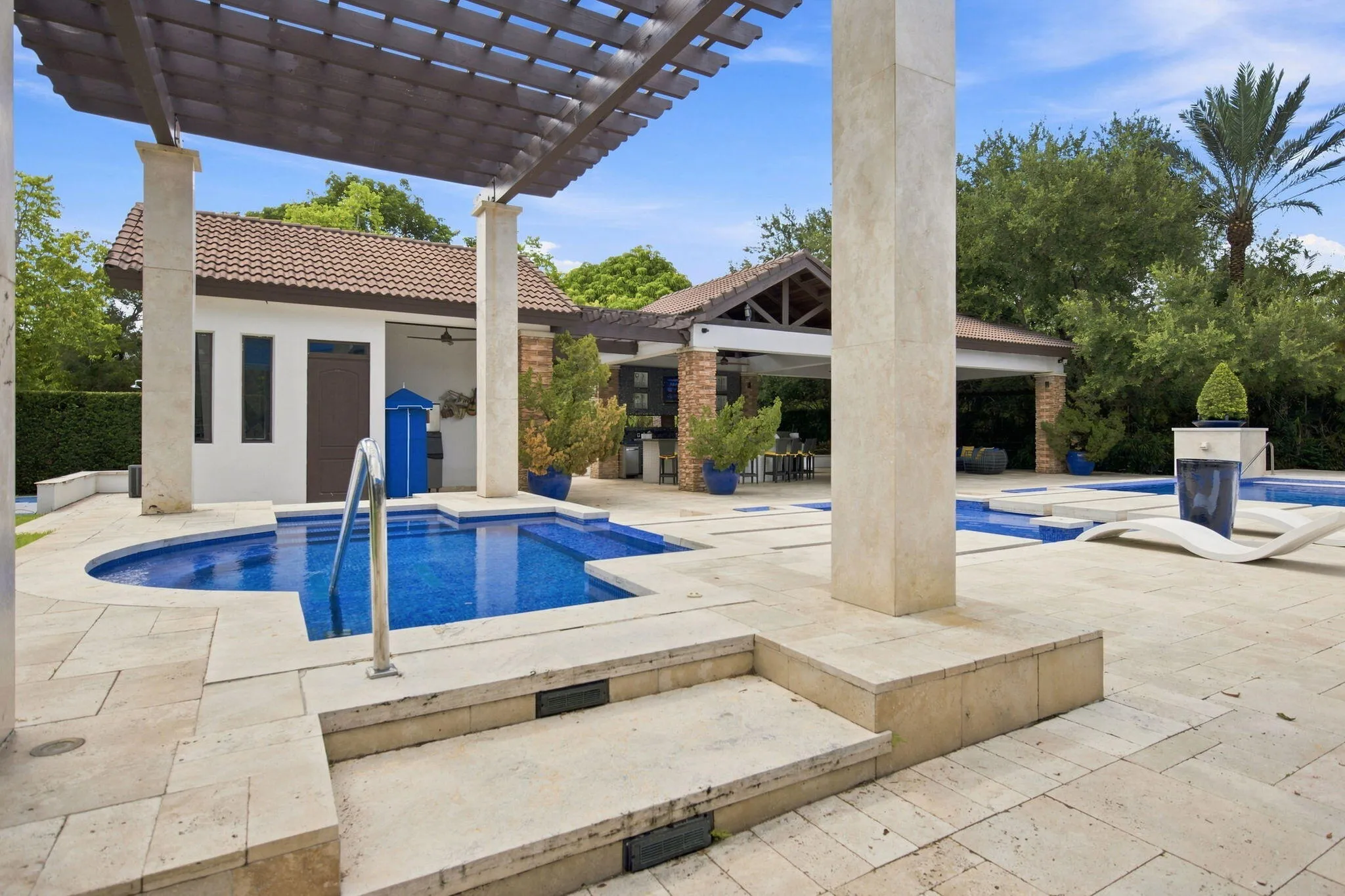 Back Patio (8)