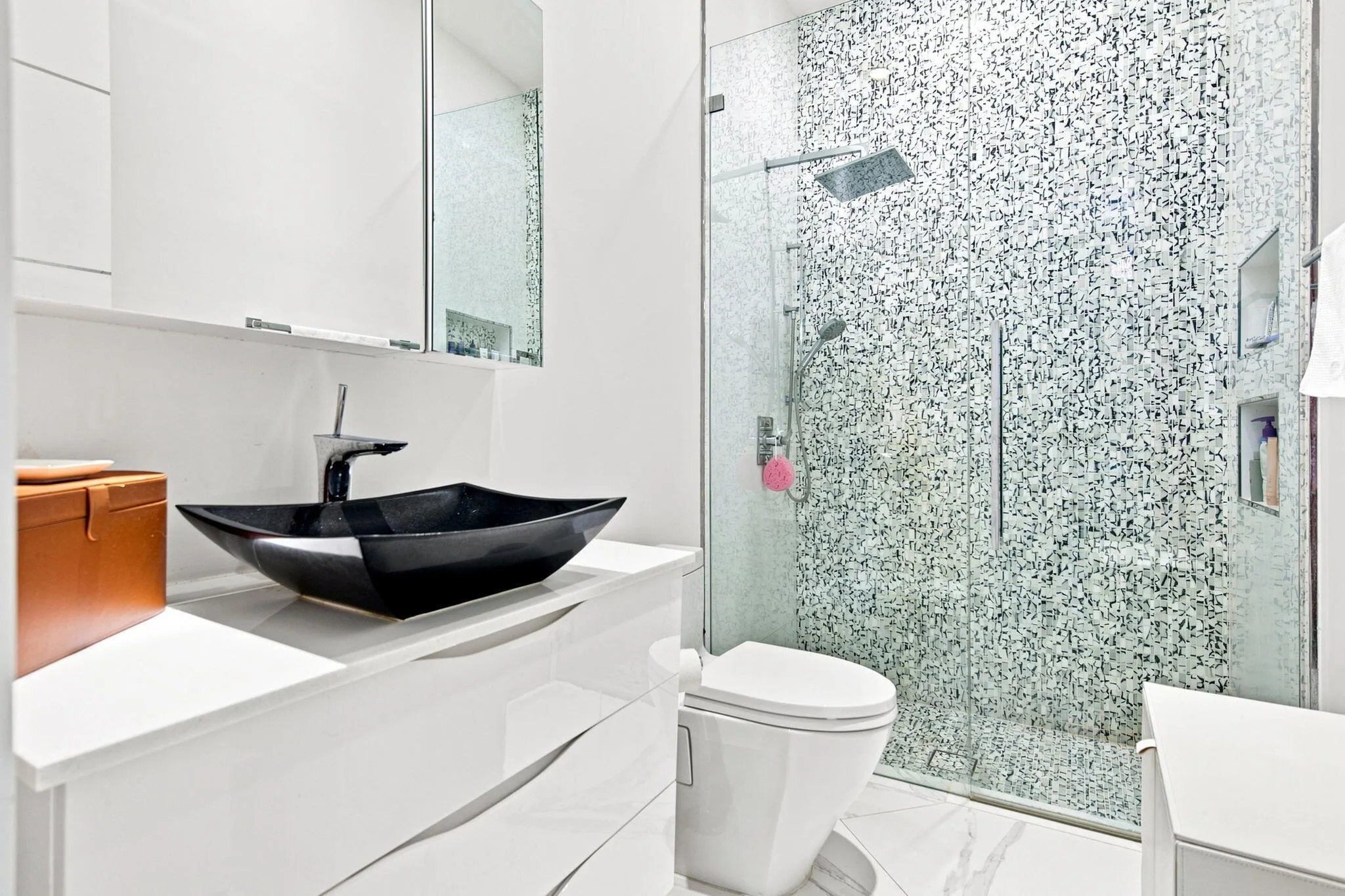Secondary Bathrooms (3)