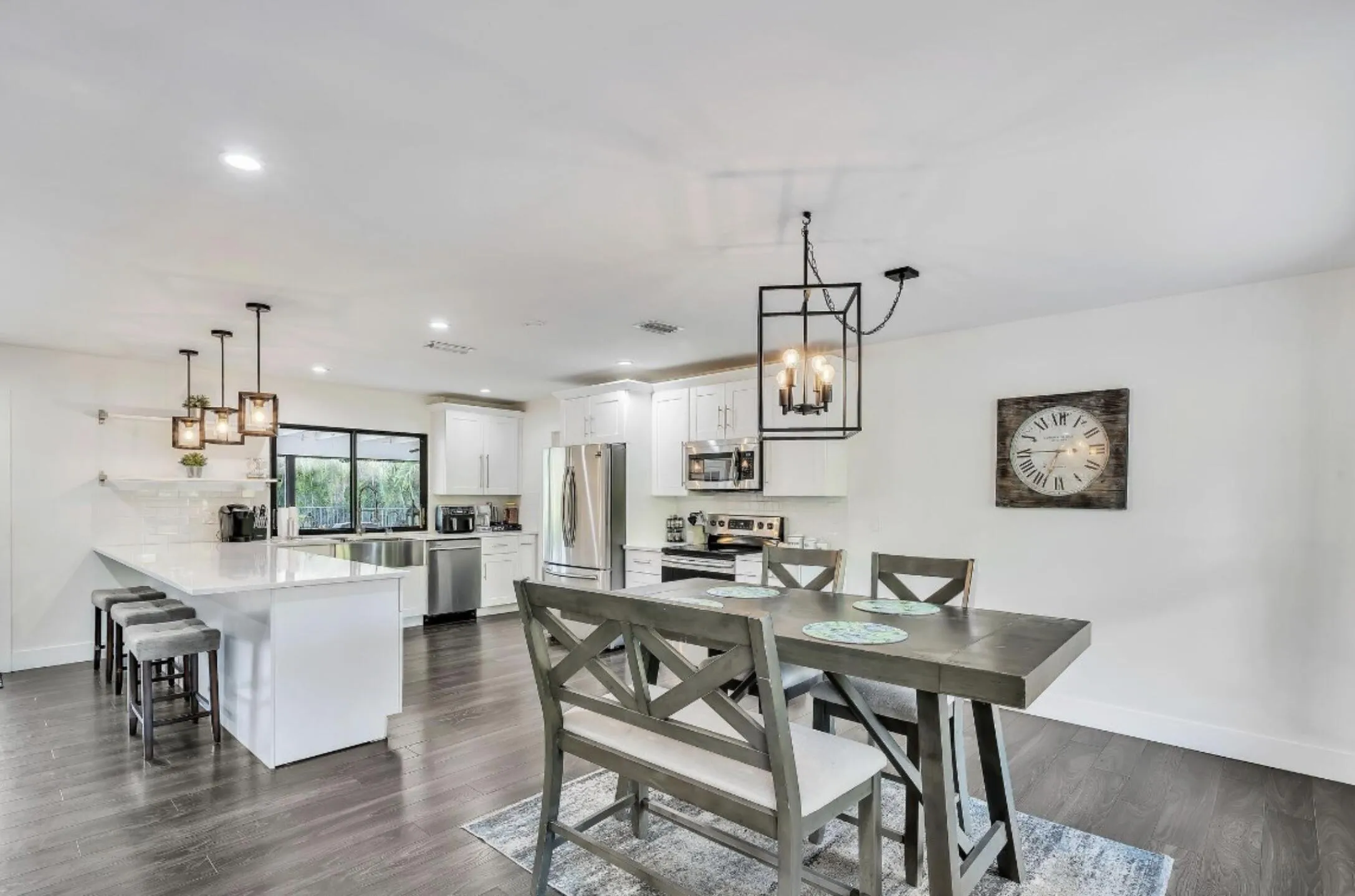 Dining Kitchen