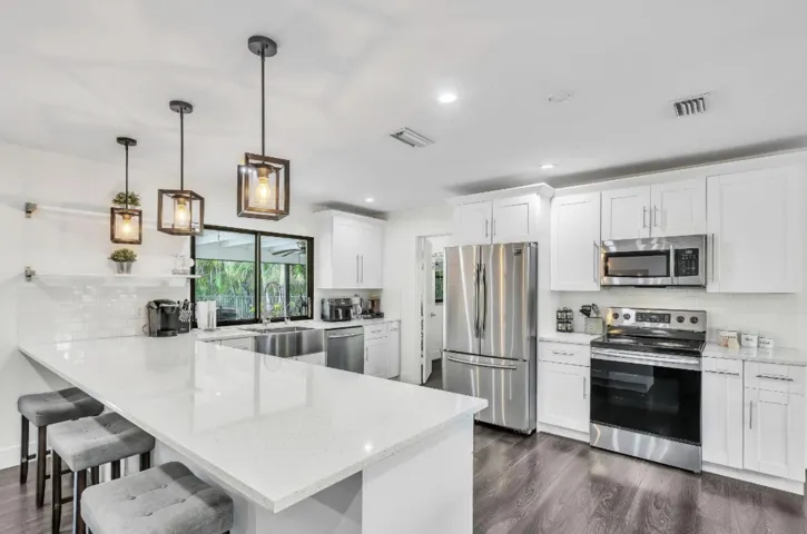 Kitchen 1