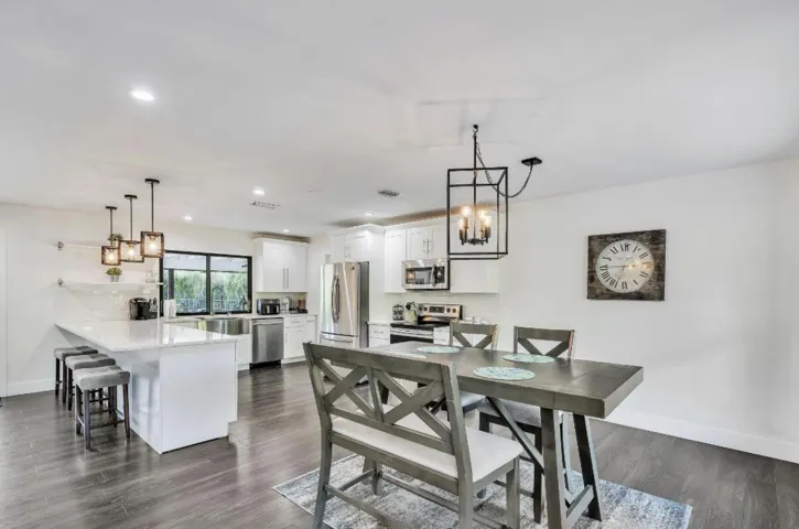 Dining Kitchen
