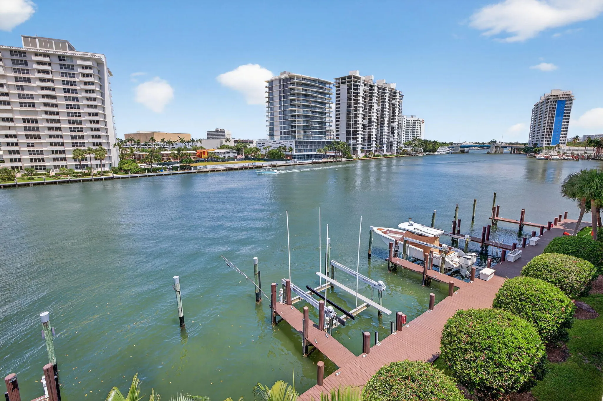 Boat docks for rent