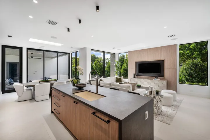 012-401Southeast6thStreet-DelrayBeach-FL