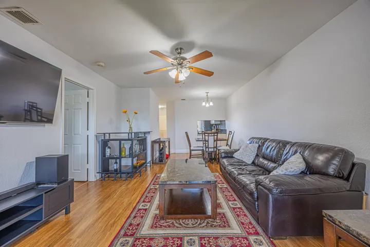 153A0081-HDR