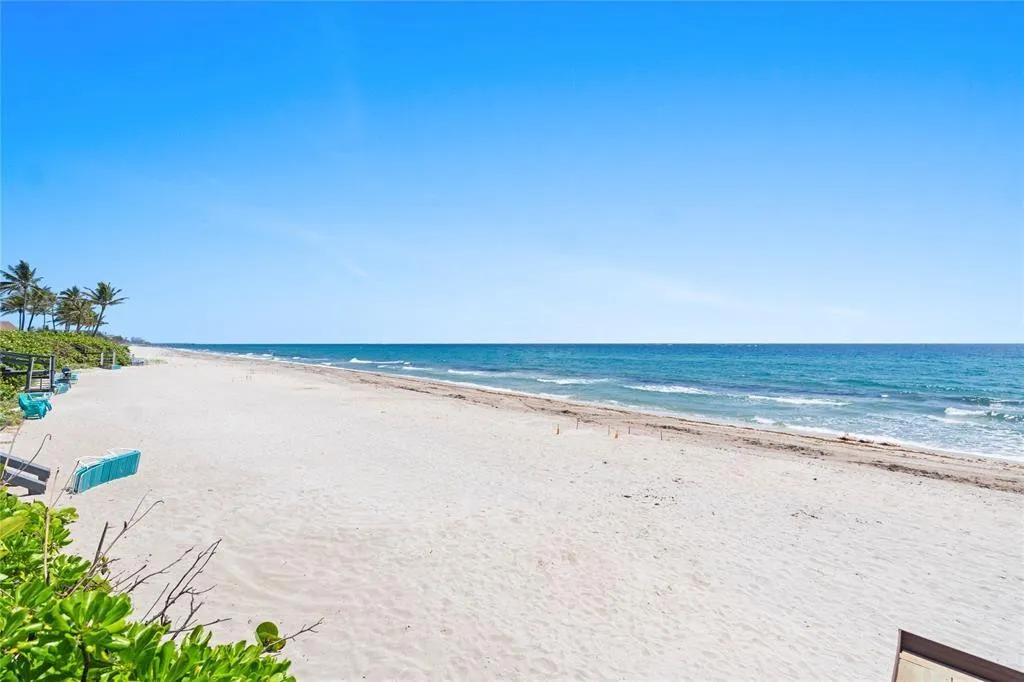 BEACH ACCESS