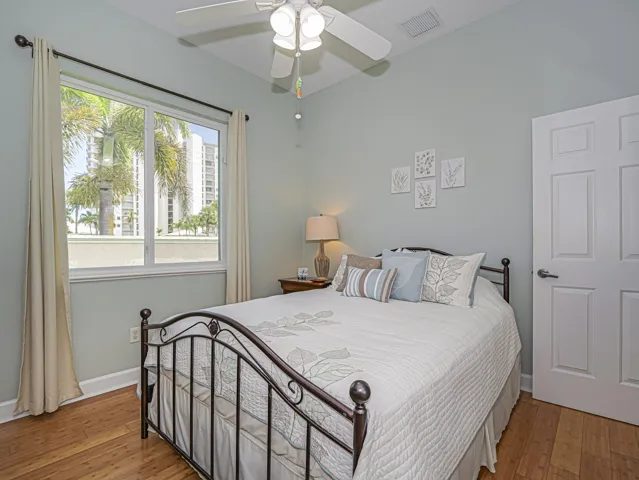 Bedroom 2.2