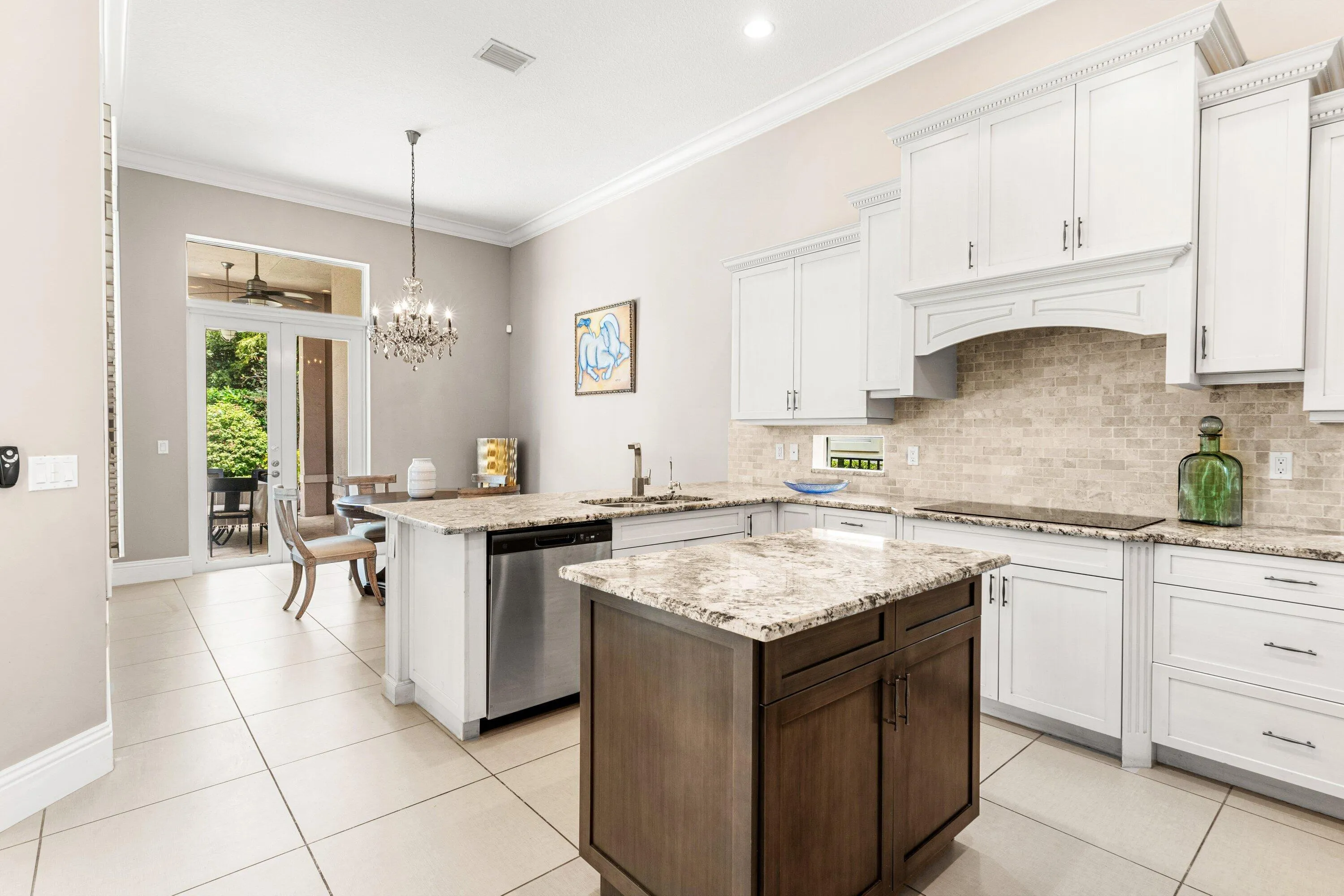 011-12121SunnydaleDrive-Wellington-FL-33