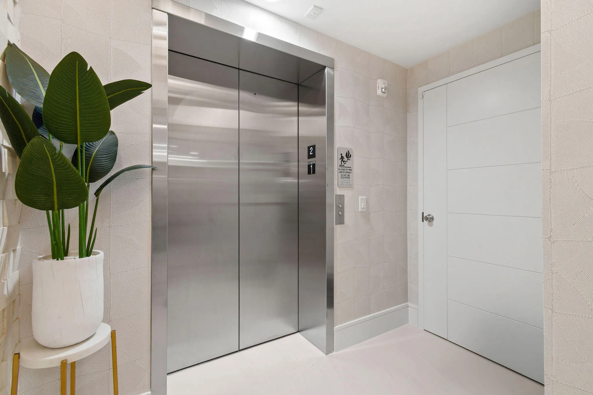 Private elevator