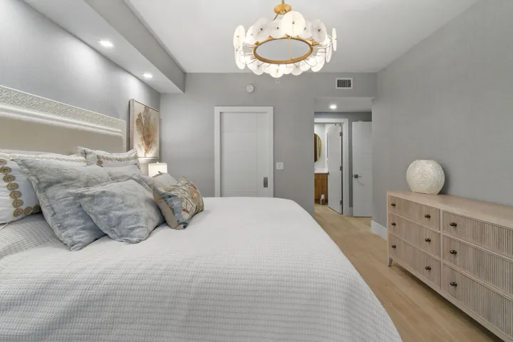 2nd master bedroom with entrance to terrace