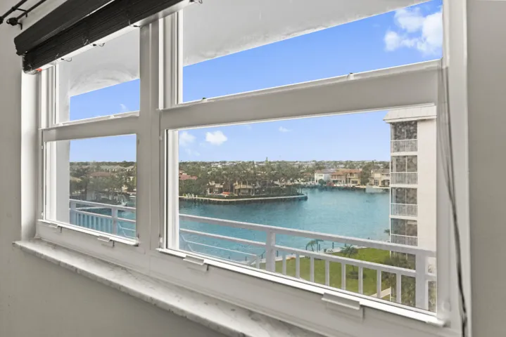 Intracoastal Water Views