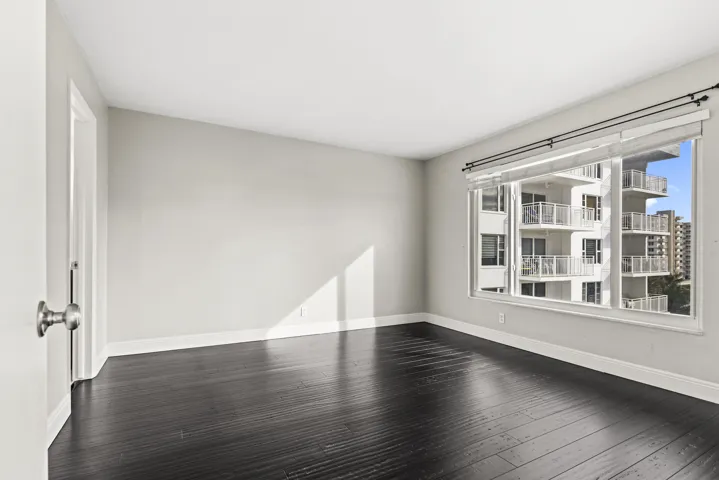 Guest or Primary Bedroom