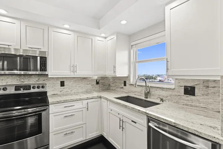 Beautifully Updated Kitchen